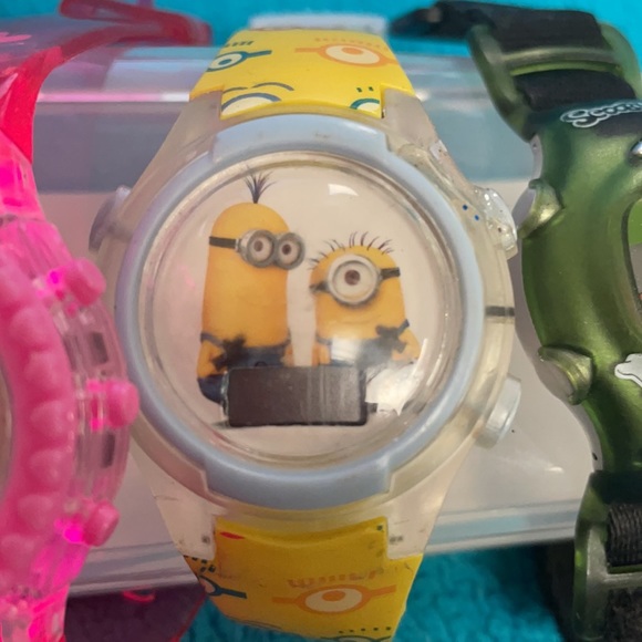 Lot of 7 Children’s Watches All Need Batteries One Needs a Band! - Picture 5 of 8